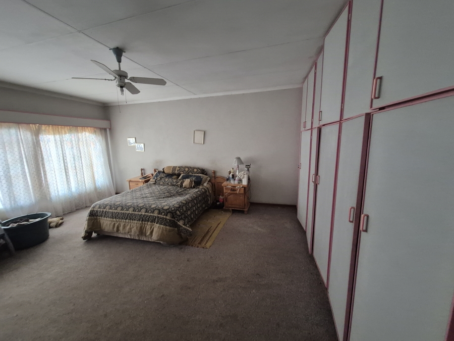 4 Bedroom Property for Sale in Vredefort Free State